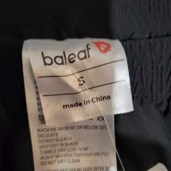 Baleaf black athletic short size small - Picture 5 of 6